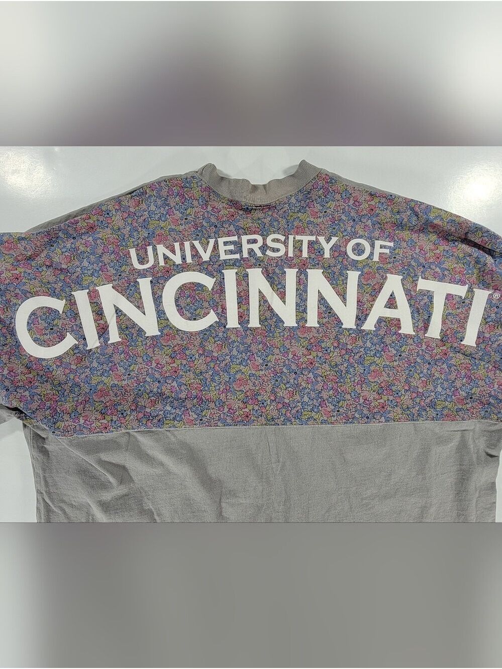 UC University of Cincinnati Bearcats Spirit Jersey Long Sleeve Shirt Floral XL